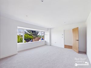 Sitting Room- click for photo gallery
